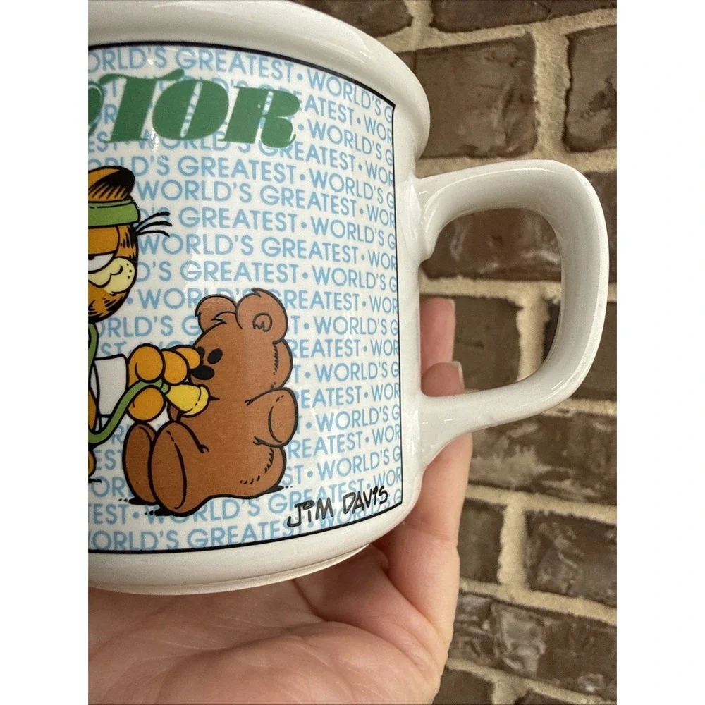 VTG Enesco Garfield Cat Coffee Cup Greatest Doctor 1976 Cartoon Ceramic Mug